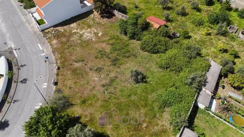 Terreno Urbano Castelo Branco com Furo Legalizado – Ideal para Construção