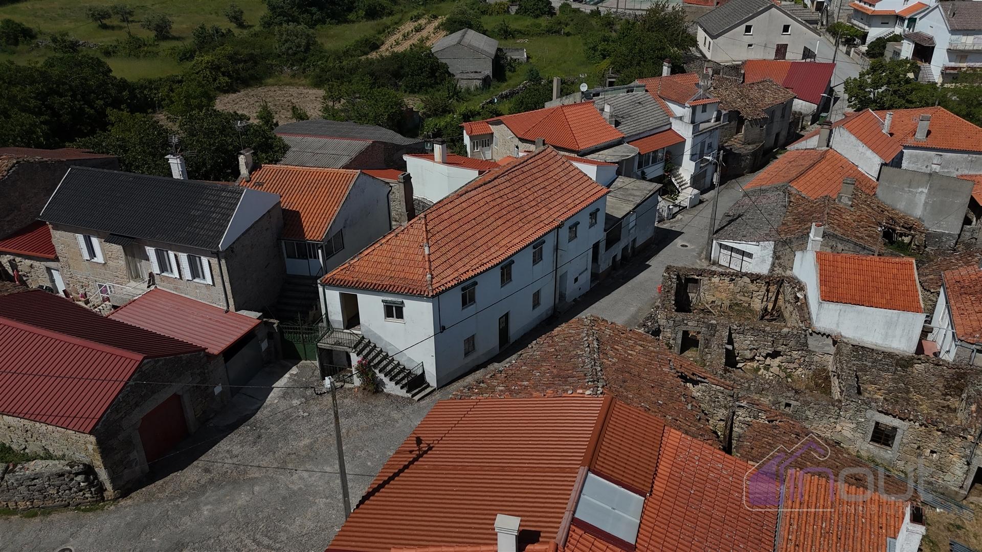 Moradia T3 Venda em Atalaia e Safurdão,Pinhel
