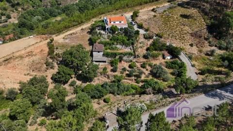 Moradia T4 Venda em Almaceda,Castelo Branco