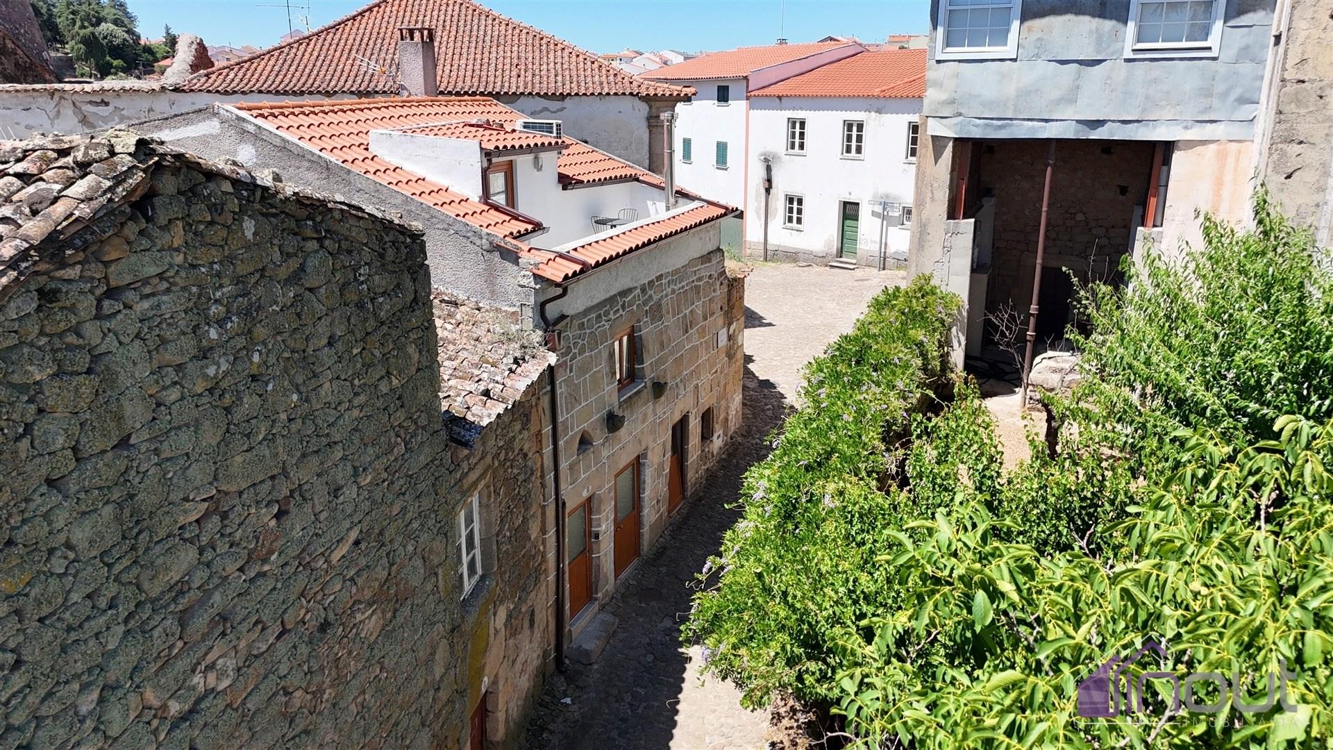 Moradia T3 Venda em Pinhel,Pinhel