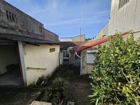 Moradia para Restaurar T3 Venda em Custóias, Leça do Balio e Guifões,Matosinhos
