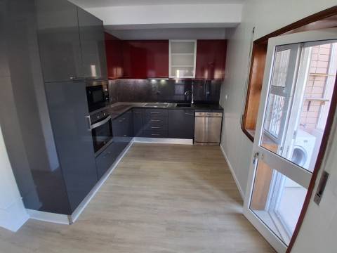 Apartamento T2 Venda em Baguim do Monte (Rio Tinto),Gondomar
