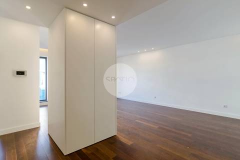 T4 Novo * Rotunda da Boavista