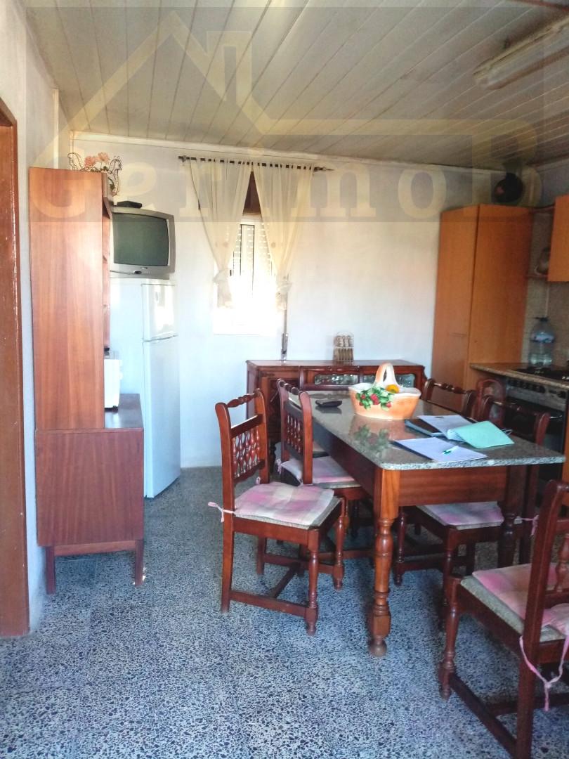 Moradia inserida em terreno misto em Lagameças, concelho de Palmela