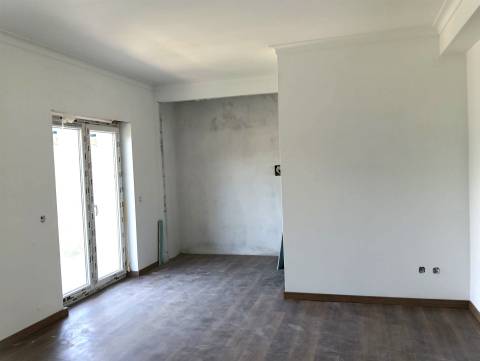 Arredores de Coimbra. O Seu novo Lar no campo: espaço e conforto
