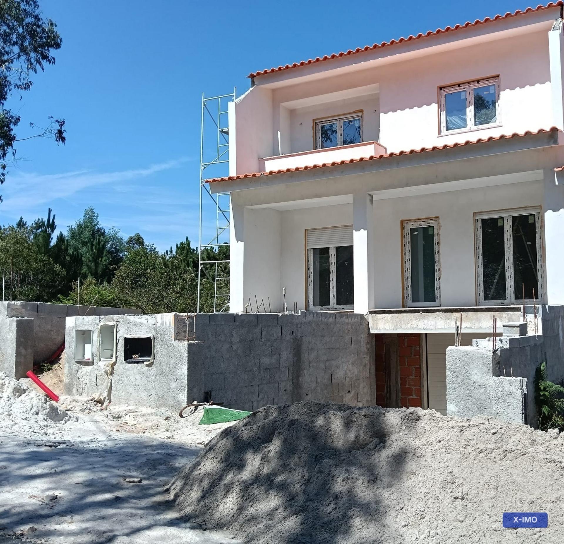 Arredores de Coimbra. O Seu novo Lar no campo: espaço e conforto