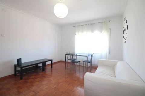 Quarto na zona de Celas