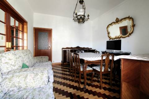 Quarto em Celas