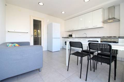 Quarto  Arrendamento em Coimbra (Sé Nova, Santa Cruz, Almedina e São Bartolomeu),Coimbra