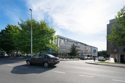 Apartamento T3 em Azurém