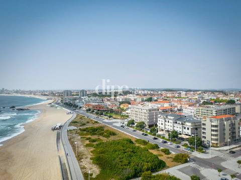 Legacy Living | Apartamento T3 na 1ª linha de mar