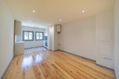 Arrendamento | Apartamento T0 no centro histórico de Guimarães
