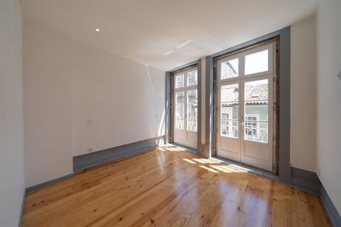 Arrendamento | Apartamento T2 Duplex no centro histórico de Guimarães