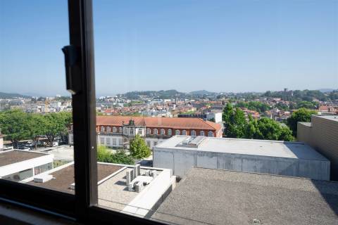 Apartamento T3 para arrendamento no coração de Guimarães