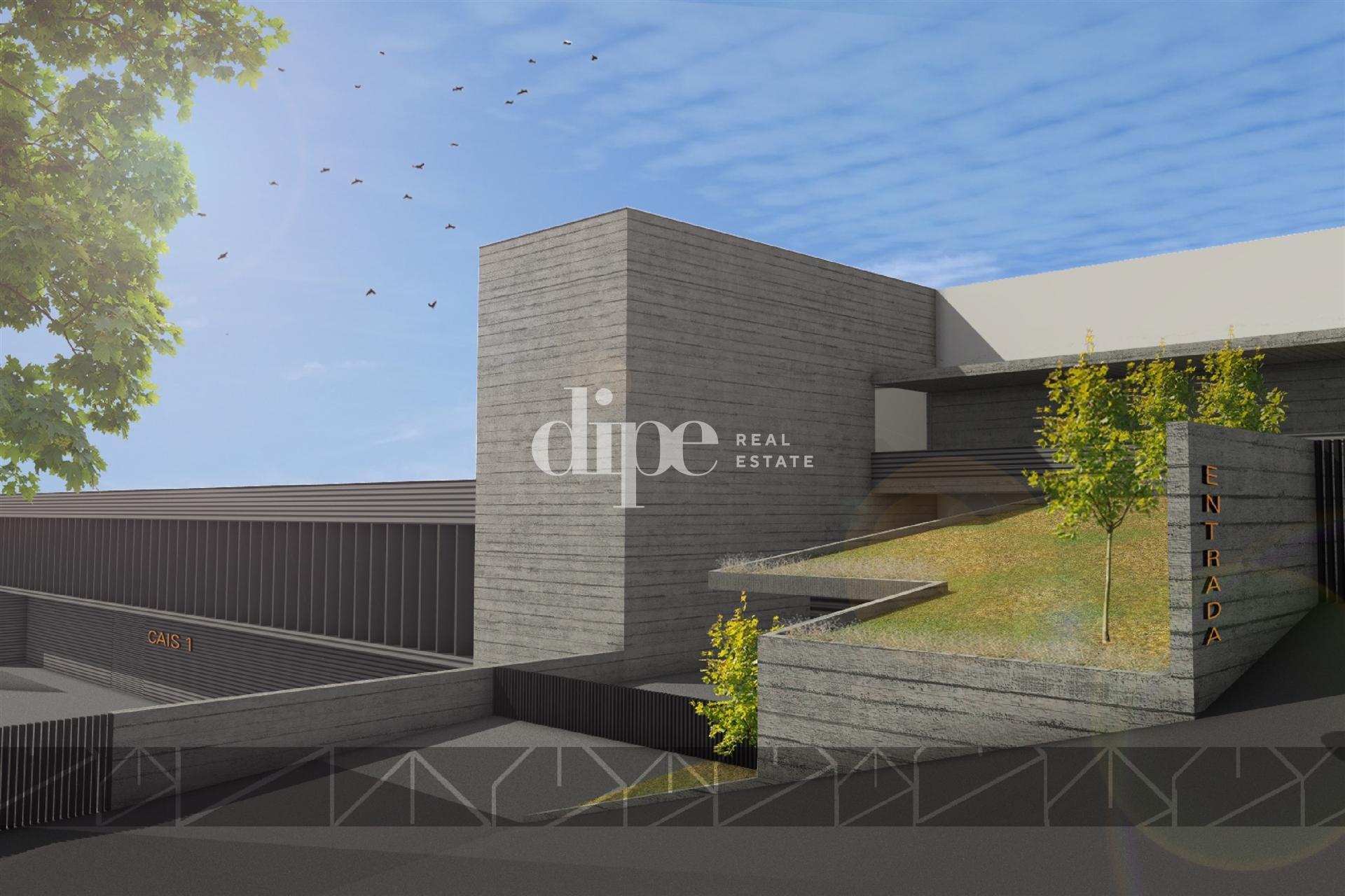 Terreno com projeto aprovado para construção de pavilhão