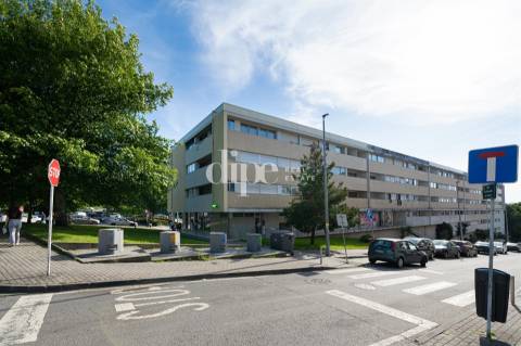 Apartamento T3 em Azurém