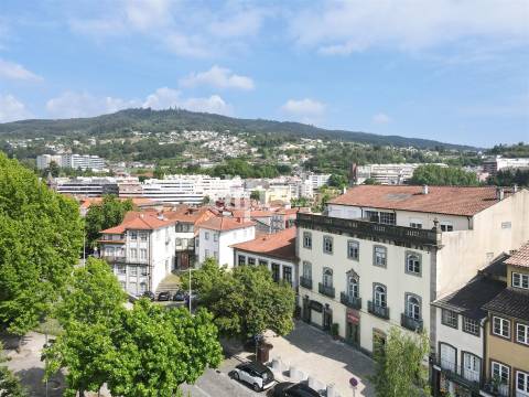 Trespasse | Loja com 157 m2 no centro de Guimarães.