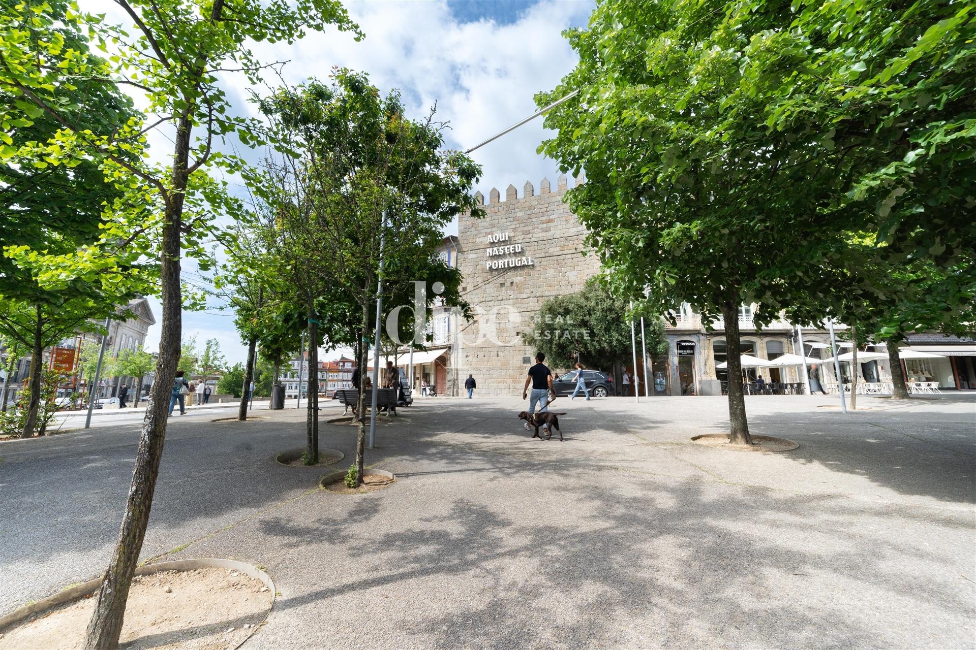 Trespasse | Loja com 157 m2 no centro de Guimarães.