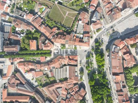 Trespasse | Loja com 157 m2 no centro de Guimarães.