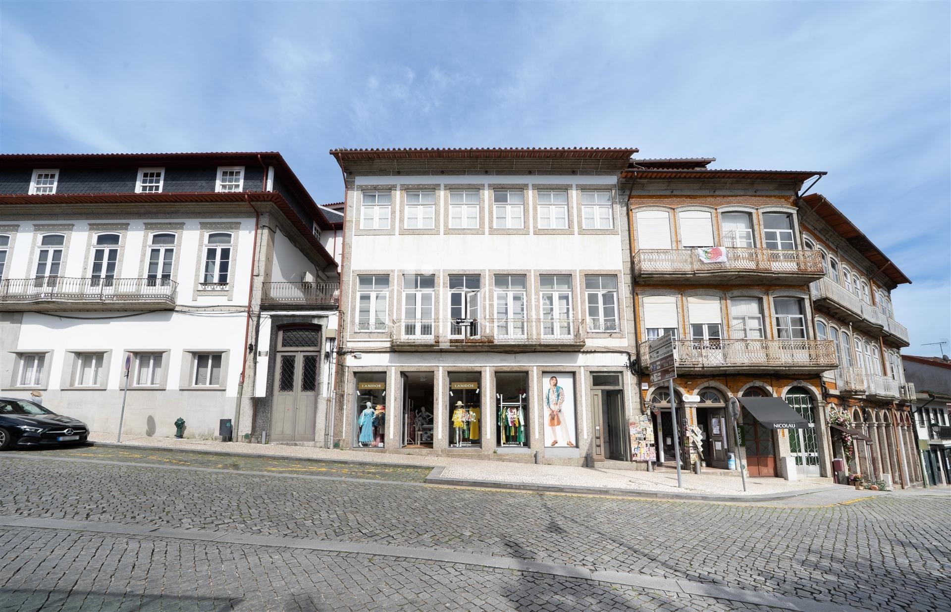 Investimento | Prédio no Coração de Guimarães