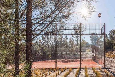 Luxuosa Moradia T4 inserida no empreendimento Melides Villas
