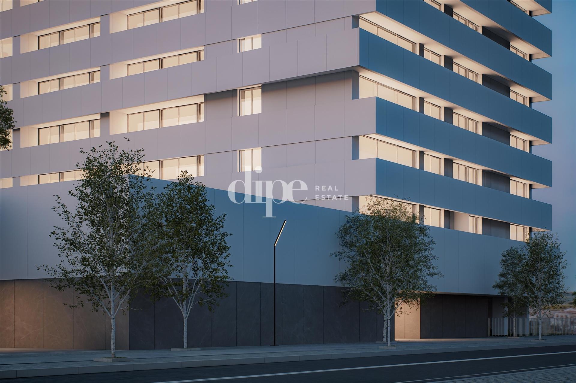 Apartamento T4 inserido no Condomínio Privado ´Stratá