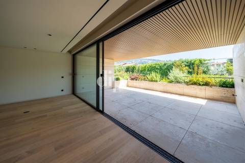 Luxuoso Apartamento T3 novo no coração de Guimarães