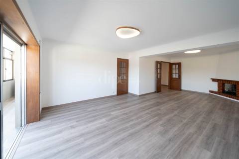 Apartamento T3 para arrendamento no coração de Guimarães