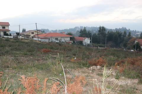 Terreno Para Construção  Venda em Lustosa e Barrosas (Santo Estêvão),Lousada