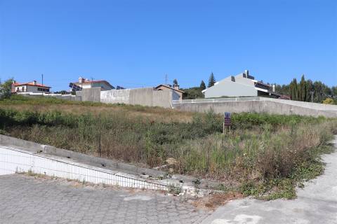 Lote de Terreno  Venda em Lustosa e Barrosas (Santo Estêvão),Lousada