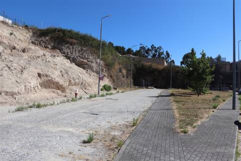 Lote de Terreno  Venda em Cristelos, Boim e Ordem,Lousada