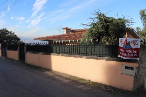 Moradia Isolada T3+2 Venda em Santo Tirso, Couto (Santa Cristina e São Miguel) e Burgães,Santo Tirso