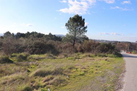 Lote de Terreno  Venda em Lustosa e Barrosas (Santo Estêvão),Lousada