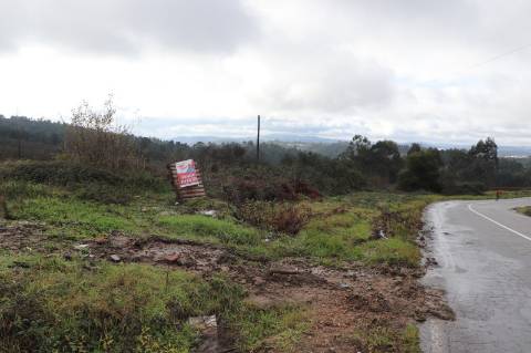 Terreno  Venda em Lustosa e Barrosas (Santo Estêvão),Lousada