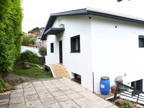 Moradia Isolada T3+2 Venda em Vilarinho,Santo Tirso