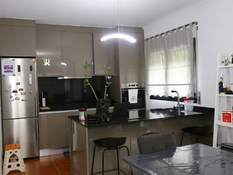 Moradia Isolada T3+2 Venda em Vilarinho,Santo Tirso