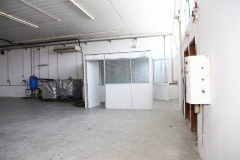 Armazém  Venda em Lustosa e Barrosas (Santo Estêvão),Lousada