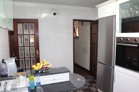 Moradia Geminada T3 Venda em Caldas de Vizela (São Miguel e São João),Vizela