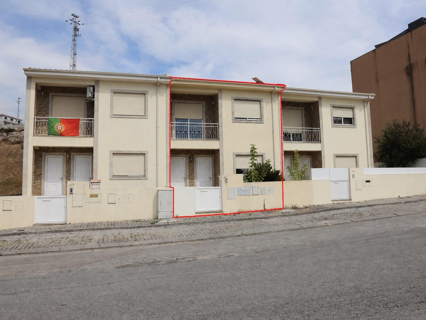 Moradia Geminada T3 Venda em Lustosa e Barrosas (Santo Estêvão),Lousada