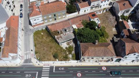 Lote com Projeto Aprovado – Prédio Residencial com 10 Apartamentos