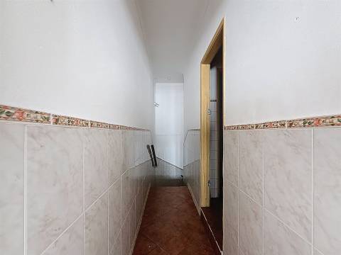 Comércio para conversão em habitação – Zona Histórica
