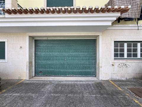 Garagem  Venda em Caldas da Rainha - Nossa Senhora do Pópulo, Coto e São Gregório,Caldas da Rainha