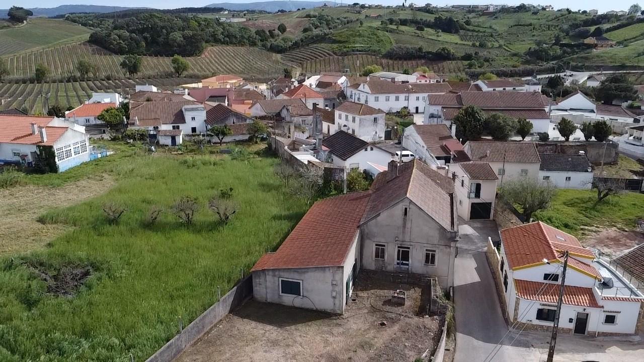 Moradia para Restaurar T8 Venda em Cadaval e Pêro Moniz,Cadaval