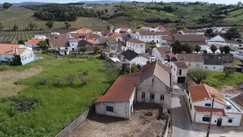Moradia para Restaurar T8 Venda em Cadaval e Pêro Moniz,Cadaval