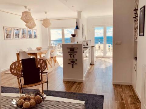 Apartamento T2 VENDA com vista para o mar Sky & Sea - Jacuzzi Terraço – Setúbal - Portugal, equipado