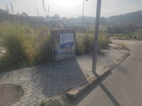 Lote de Terreno  Venda em Torres Vedras (São Pedro, Santiago, Santa Maria do Castelo e São Miguel) e Matacães,Torres Vedras