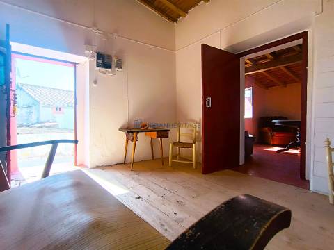 Moradia Geminada T2+2 Venda em São Salvador da Aramenha,Marvão