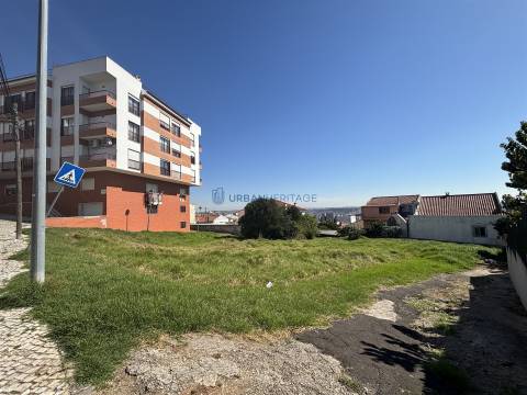 Terreno Para Construção  Venda em Mina de Água,Amadora