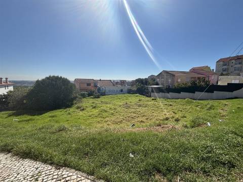 Terreno Para Construção  Venda em Mina de Água,Amadora