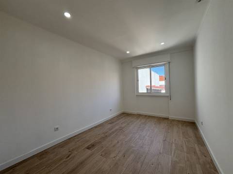 Apartamento T2+1 Venda em Odivelas,Odivelas